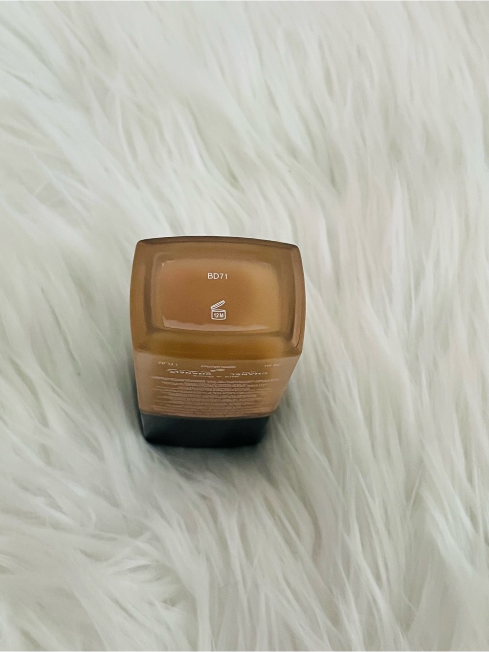Chanel Ultra Le Teint Foundation Shade BD71 - Picture 6 of 8